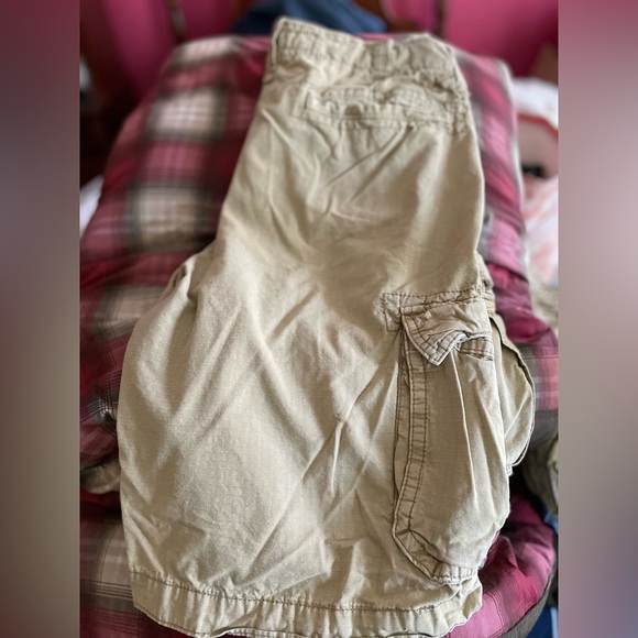 American Eagle Longboard Cargo Shorts - Picture 2 of 4